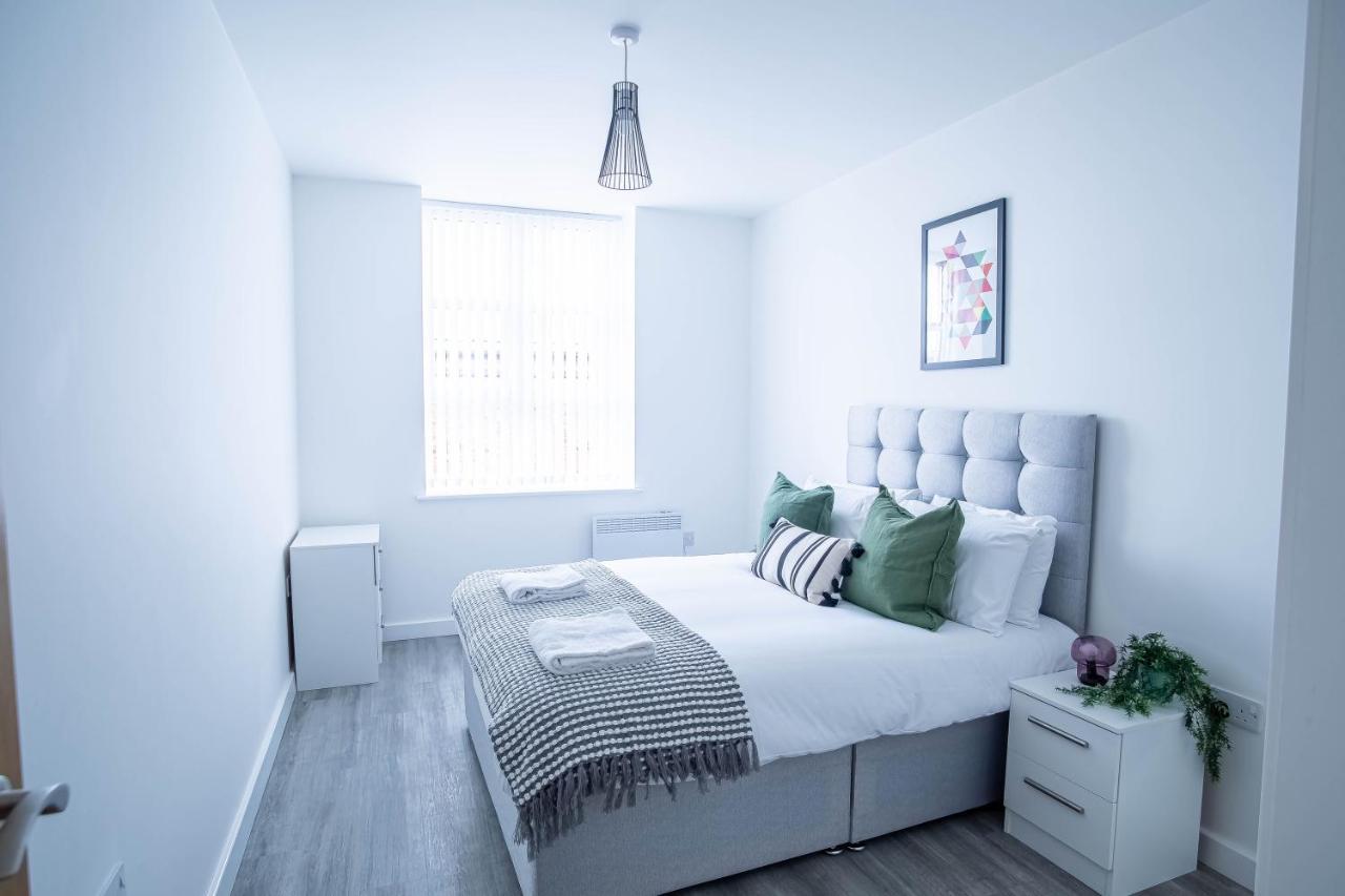 Luxury Apartments Available Next To Train Station - The Wallgate Apartments Wigan - Free Parking エクステリア 写真