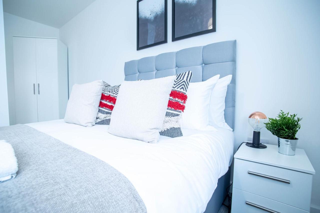 Luxury Apartments Available Next To Train Station - The Wallgate Apartments Wigan - Free Parking エクステリア 写真
