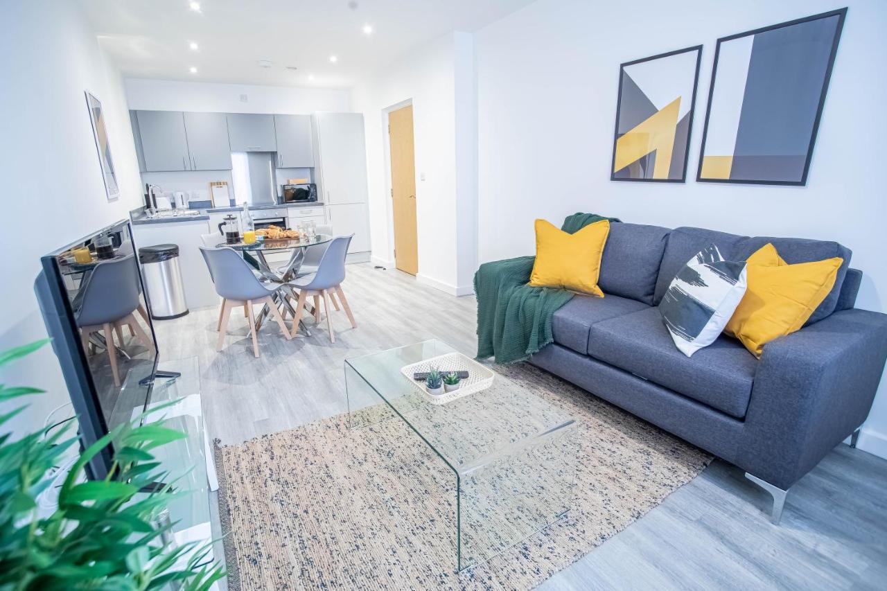 Luxury Apartments Available Next To Train Station - The Wallgate Apartments Wigan - Free Parking エクステリア 写真