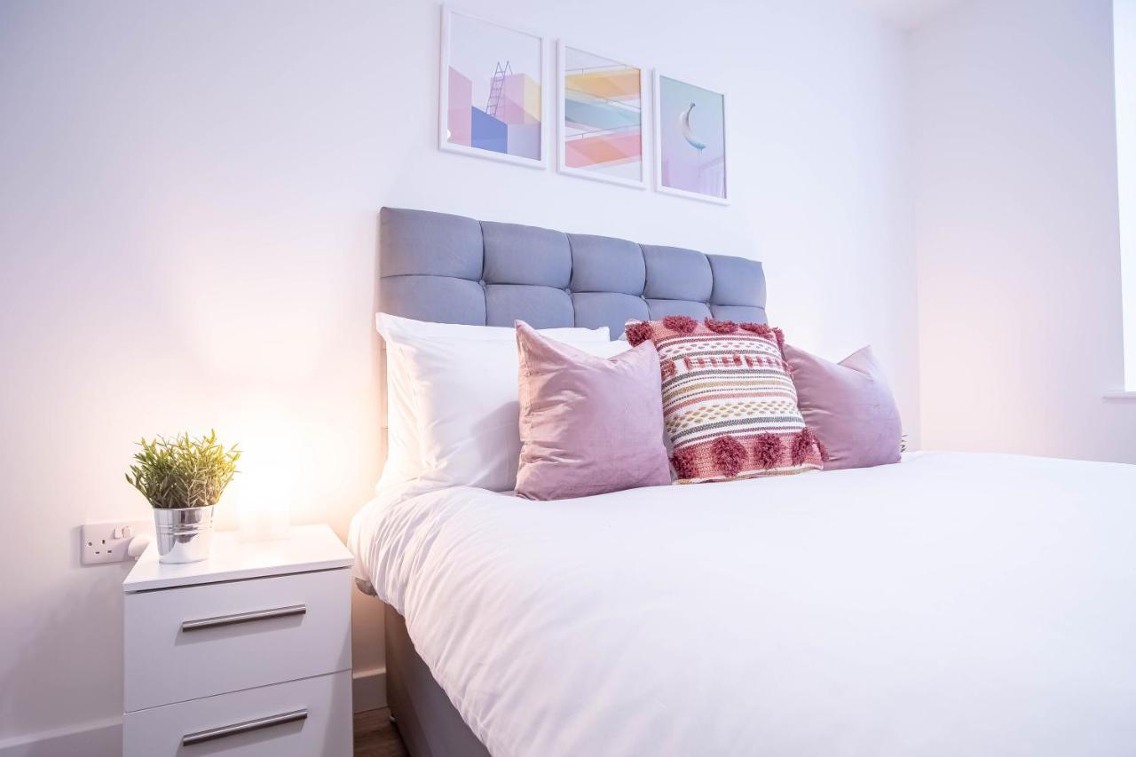 Luxury Apartments Available Next To Train Station - The Wallgate Apartments Wigan - Free Parking エクステリア 写真