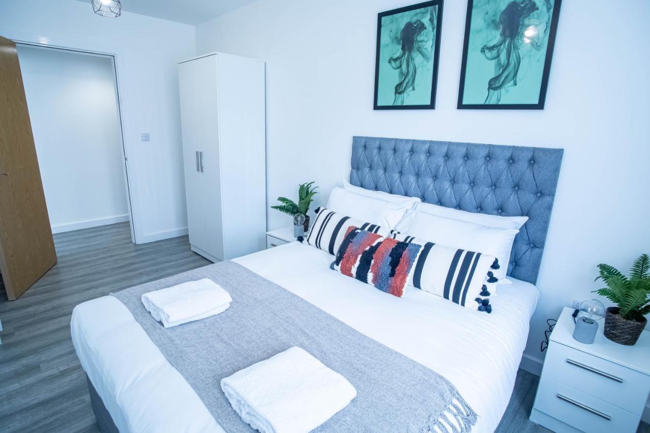 Luxury Apartments Available Next To Train Station - The Wallgate Apartments Wigan - Free Parking エクステリア 写真