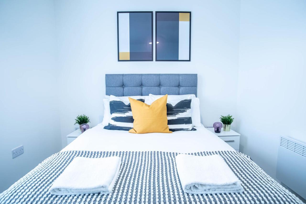 Luxury Apartments Available Next To Train Station - The Wallgate Apartments Wigan - Free Parking エクステリア 写真