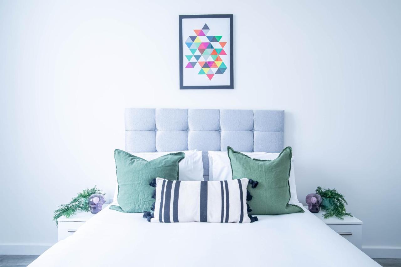 Luxury Apartments Available Next To Train Station - The Wallgate Apartments Wigan - Free Parking エクステリア 写真