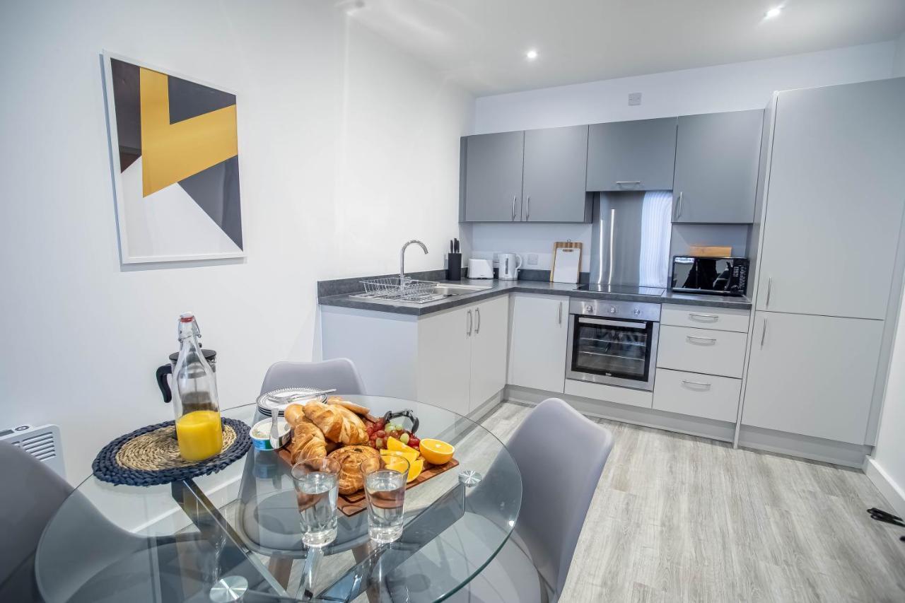 Luxury Apartments Available Next To Train Station - The Wallgate Apartments Wigan - Free Parking エクステリア 写真
