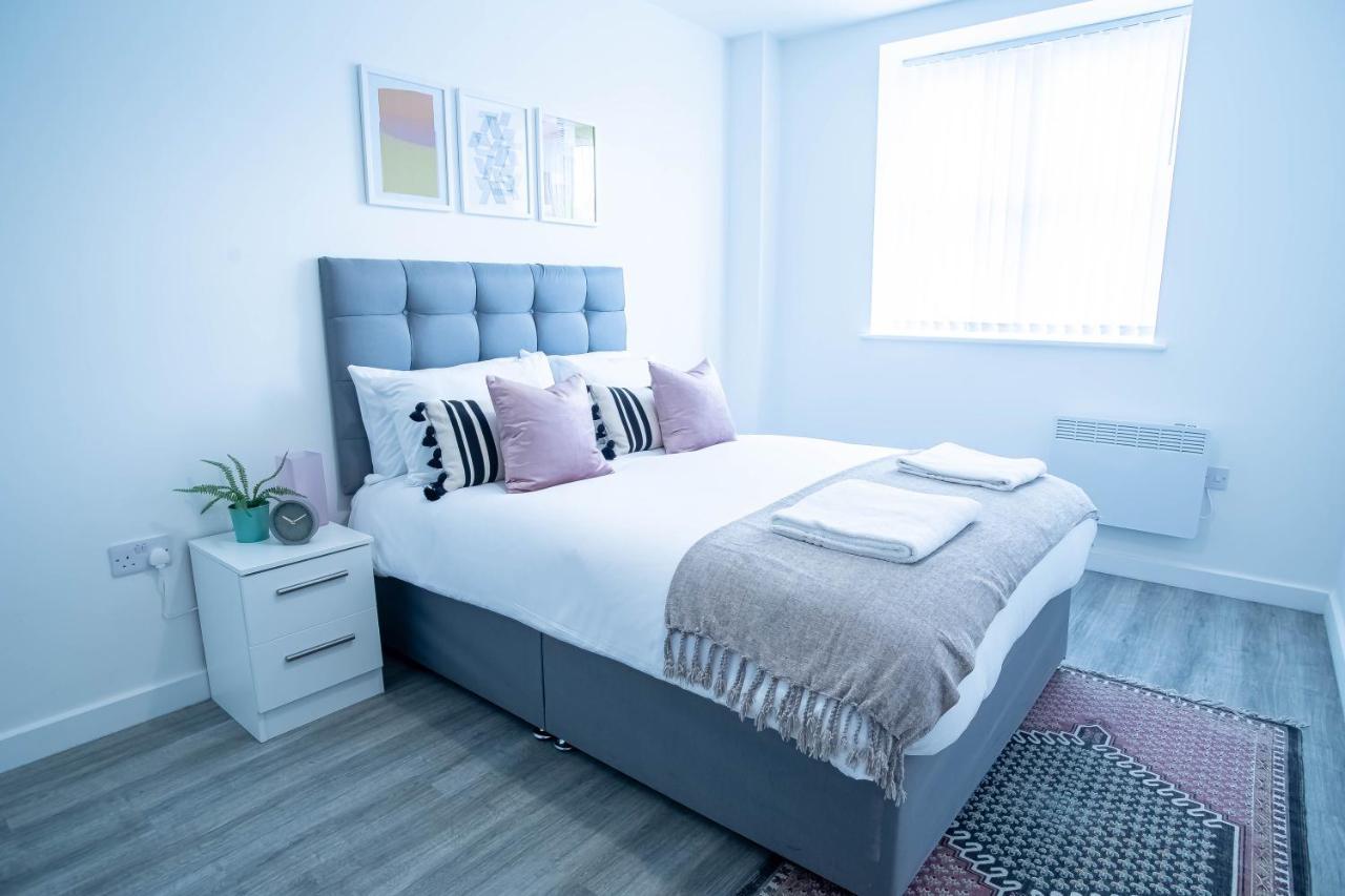 Luxury Apartments Available Next To Train Station - The Wallgate Apartments Wigan - Free Parking エクステリア 写真