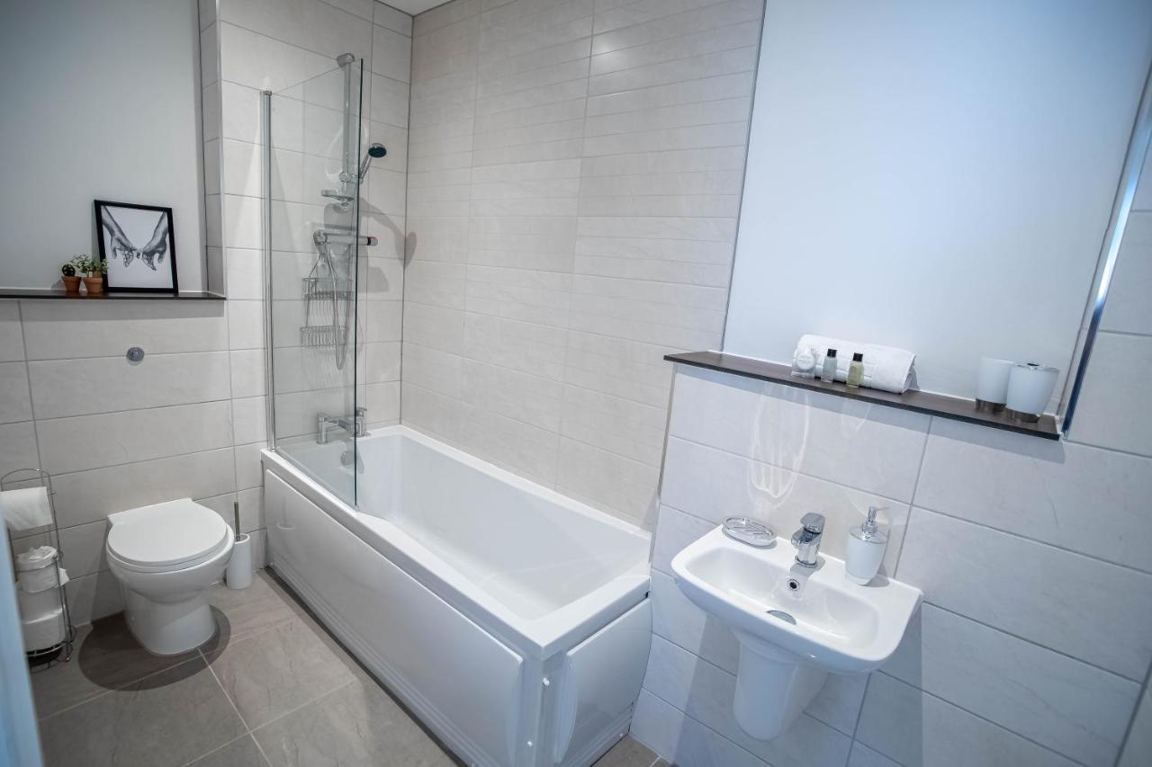 Luxury Apartments Available Next To Train Station - The Wallgate Apartments Wigan - Free Parking エクステリア 写真