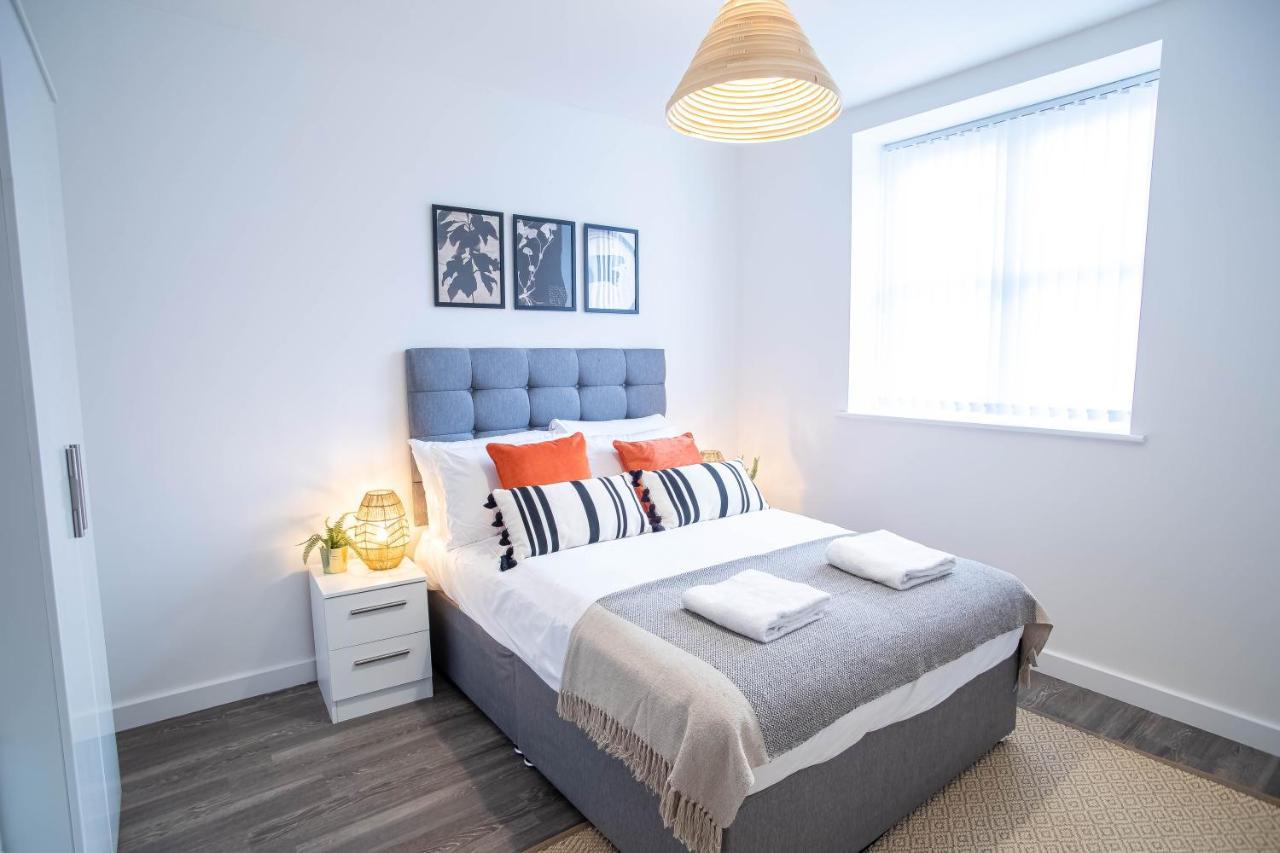 Luxury Apartments Available Next To Train Station - The Wallgate Apartments Wigan - Free Parking エクステリア 写真