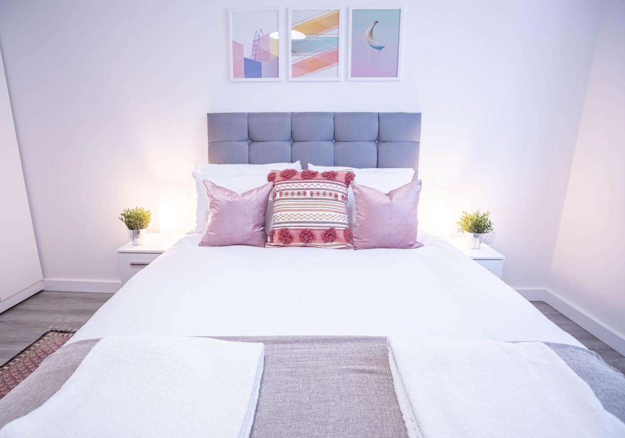 Luxury Apartments Available Next To Train Station - The Wallgate Apartments Wigan - Free Parking エクステリア 写真