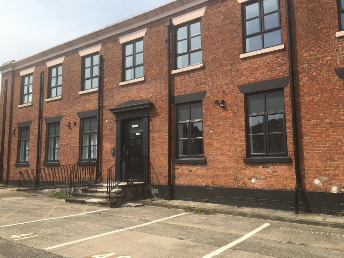 Luxury Apartments Available Next To Train Station - The Wallgate Apartments Wigan - Free Parking エクステリア 写真